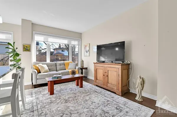 339 MELODIE ST, Ottawa, ON K1W 0H9