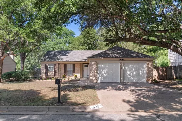 6323 Twinhill Drive, Arlington, TX 76016