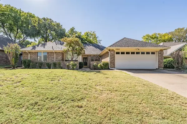 2109 S Winding Creek Drive, Grapevine, TX 76051