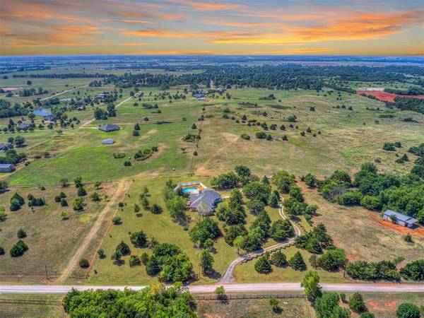 13124 Savage Road, Yukon, OK 73099