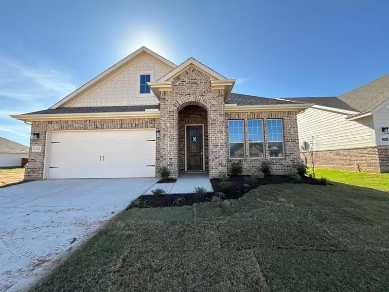 1244 Comal Lane, Springtown, TX 76082