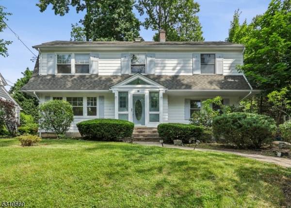 34 Kendal Ave, Maplewood Twp., NJ 07040