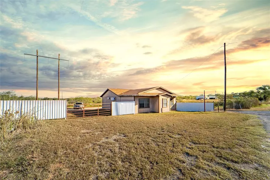 2770 E US Highway 180, Breckenridge, TX 76424