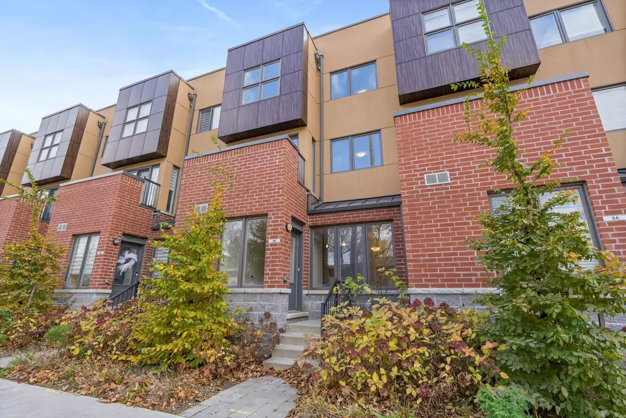 7B Clintwood Gate, Toronto C13, ON M3A 0A8