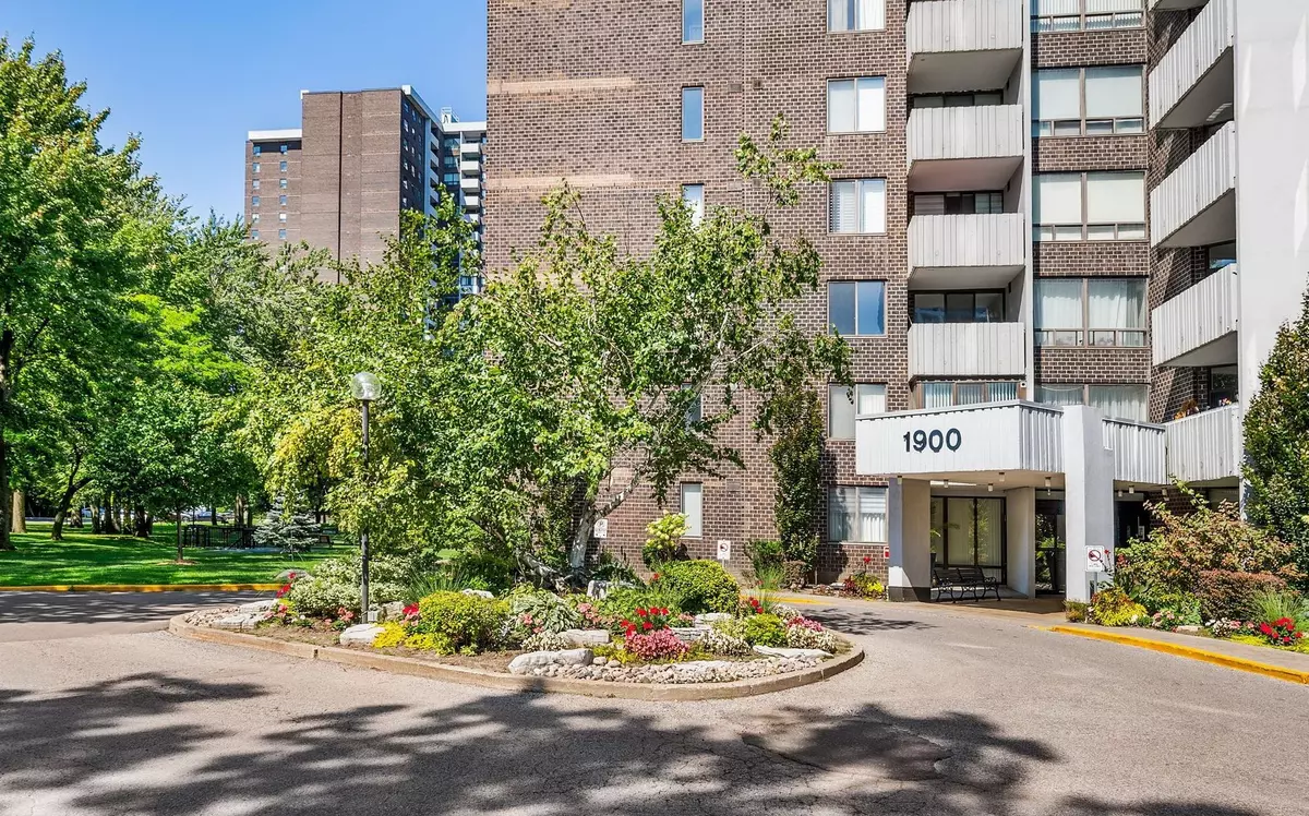 Toronto C15, ON M2J 4T4,1900 Sheppard AVE E #2208