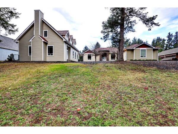 1553 SW PINE DR, Warrenton, OR 97146