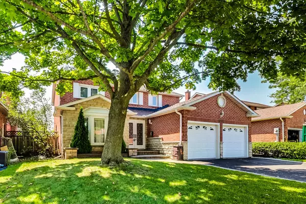 226 Poole DR, Oakville, ON L6H 3W4