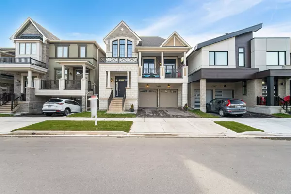 Oakville, ON L6M 5L8,3351 Harasym TRL