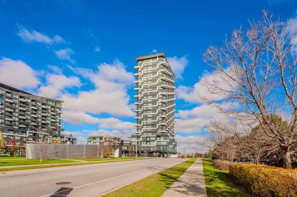 Oakville, ON L6H 3R6,297 Oak Walk DR #1202