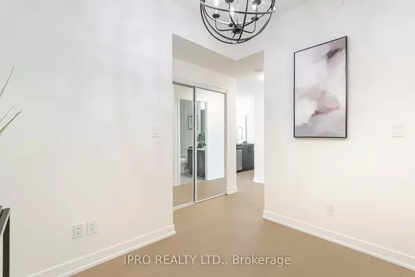 Mississauga, ON L5B 0J7,4011 Brickstone Mews #1107