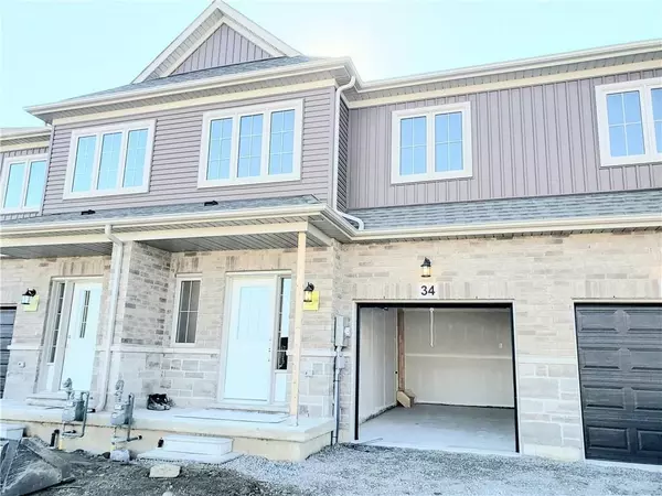 34 Zoe LN, Hamilton, ON L0R 1C0