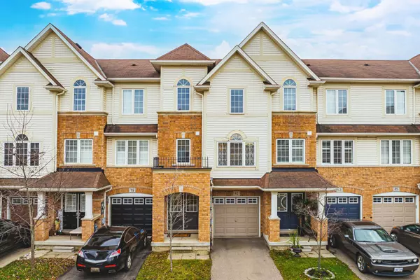 81 Mayland TRL, Hamilton, ON L8J 0G4