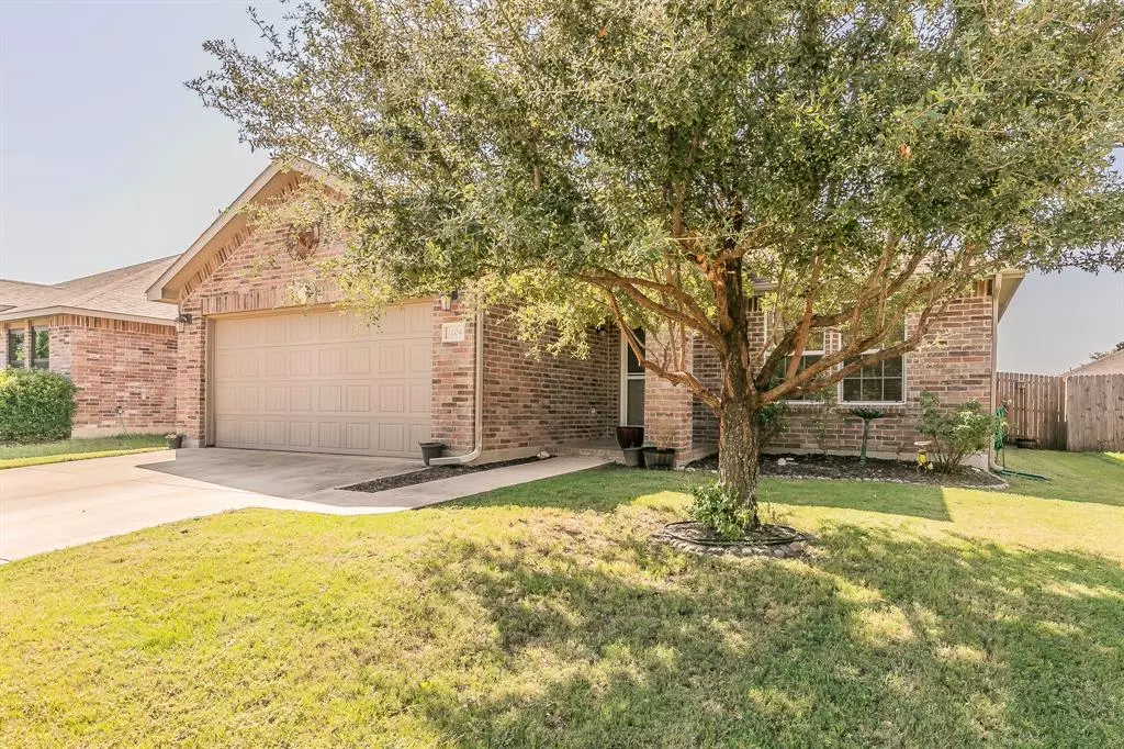 Fort Worth, TX 76247,1204 Castlegar Lane