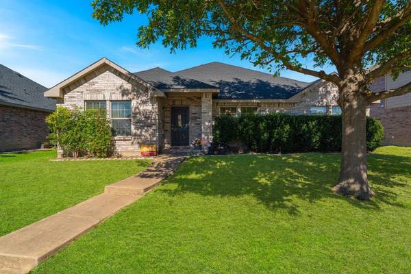 2207 Marvin Drive, Lancaster, TX 75134