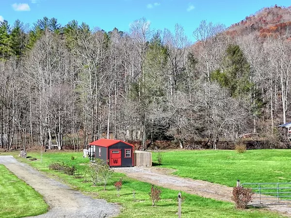 Hayesville, NC 28904,337 Mountain Meadows Drive