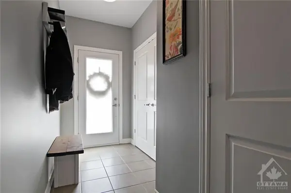 225 KING ST, Carleton Place, ON K7C 0G9