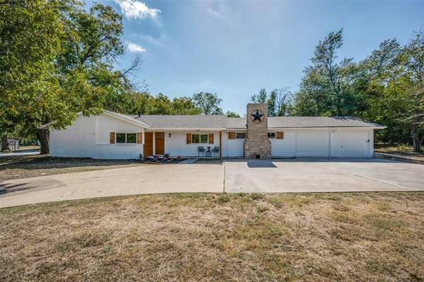 603 W 7th Street, Justin, TX 76247