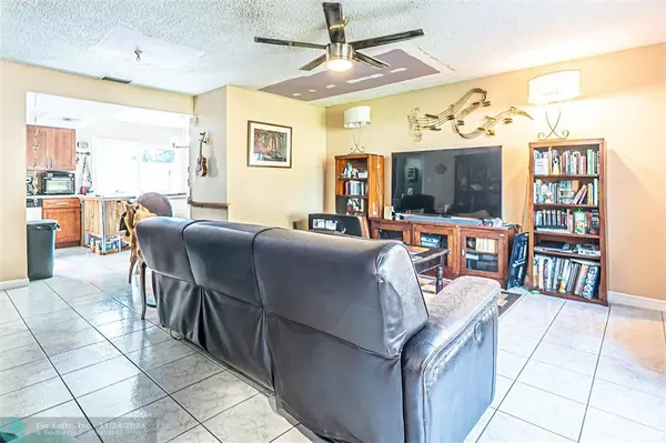 Pompano Beach, FL 33068,7868 Kimberly Blvd  #506