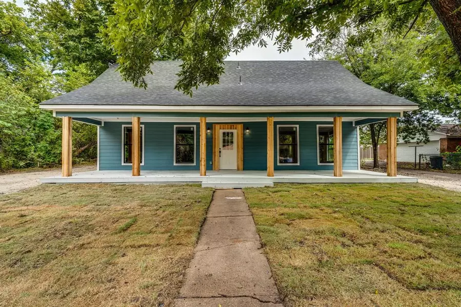 104 W 2nd Street, Waxahachie, TX 75165