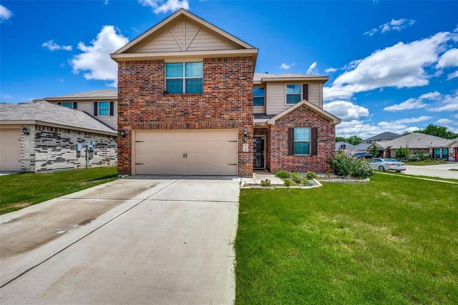 939 Primrose Drive, Sanger, TX 76266