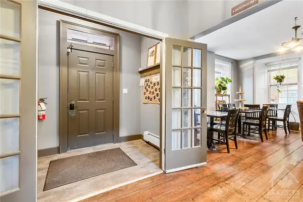 Spencerville, ON K0E 1X0,6 SPENCER ST