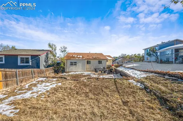 Colorado Springs, CO 80906,4358 College View DR