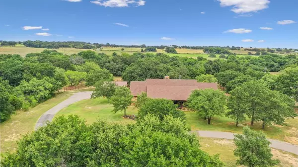 4412 Holbrook Road, Springtown, TX 76082