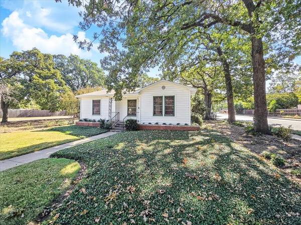 1134 W Tucker Boulevard, Arlington, TX 76013