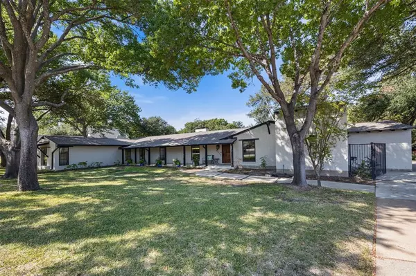 Fort Worth, TX 76109,4316 Briarhaven Road