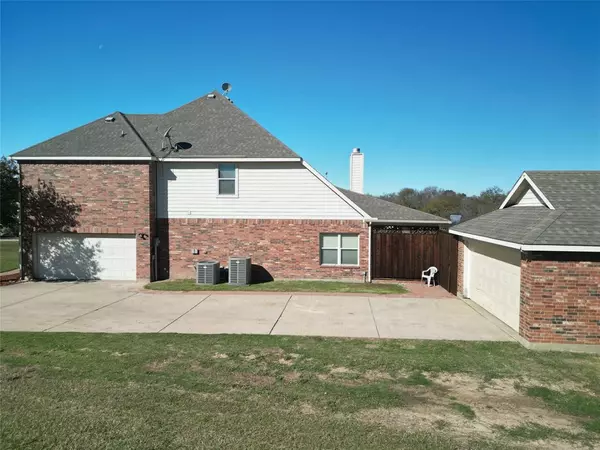 Royse City, TX 75189,1097 Oak Creek Circle