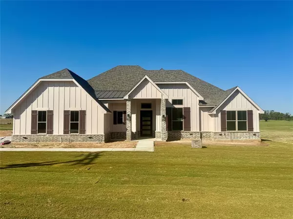 9459 Zion Hill Road, Poolville, TX 76487