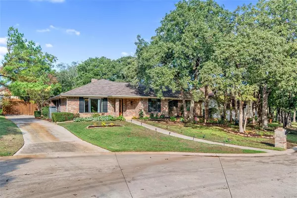 Trophy Club, TX 76262,6 Cypress Court