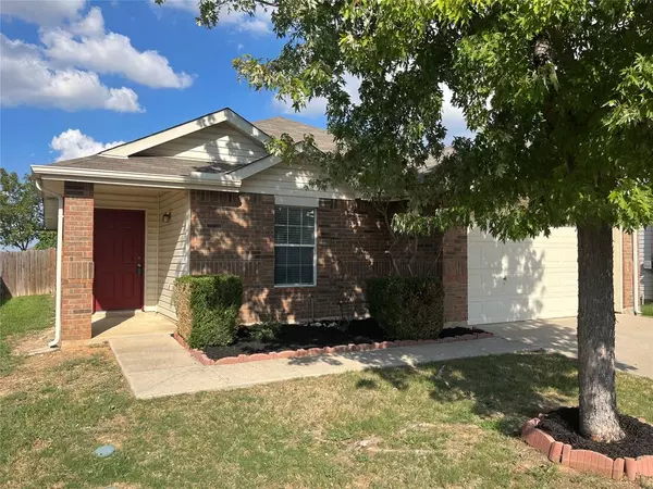 736 Mexicali Way, Fort Worth, TX 76052