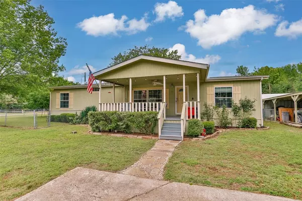 89 Park Lane, Gainesville, TX 76240