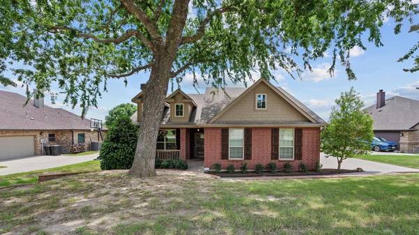 2045 Mason Pond Drive, Weatherford, TX 76085