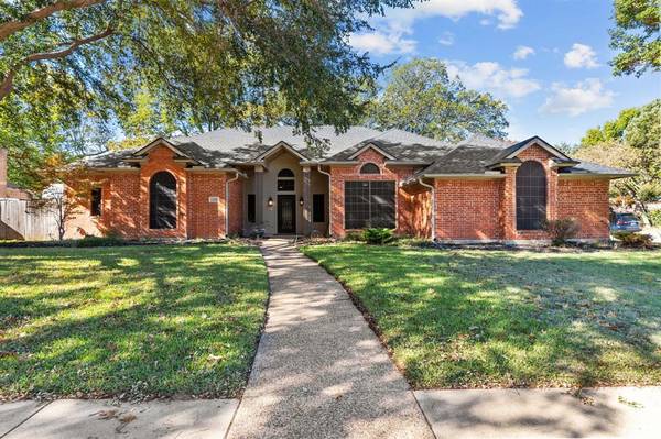 1106 Oak Valley Drive, Keller, TX 76248