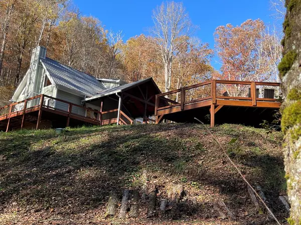 5575 Rainbow Road, Franklin, NC 28734