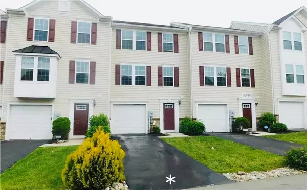 15 Gold Rose Lane, Palmer Twp, PA 18045