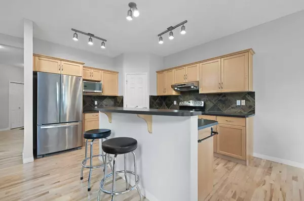 Calgary, AB T3B 5X2,110 Valley Crest Close NW