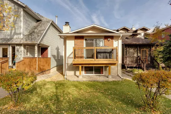 Calgary, AB T2M1J3,224 21 AVE NW