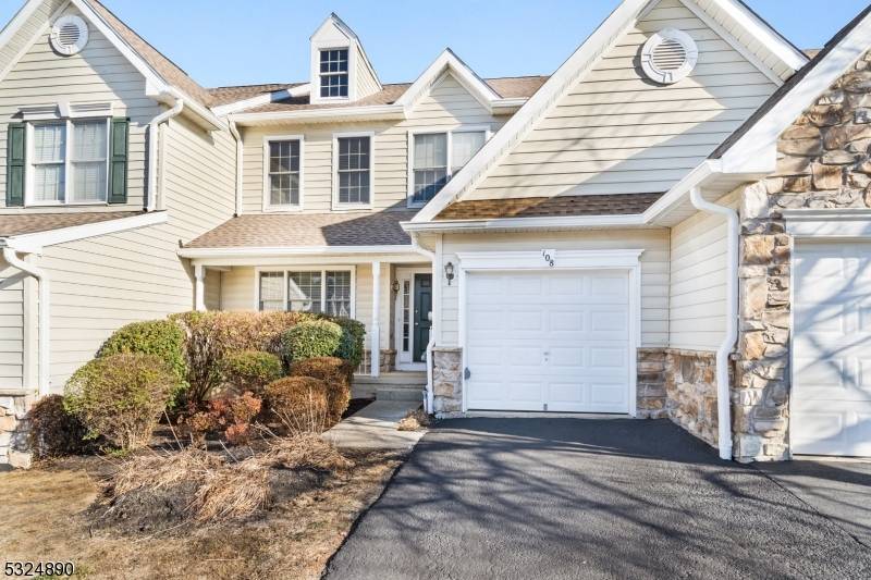 108 Patriot Hill Dr, Bernards Twp., NJ 07920