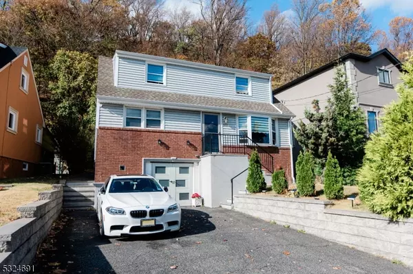 458 Valley Rd, Clifton City, NJ 07013