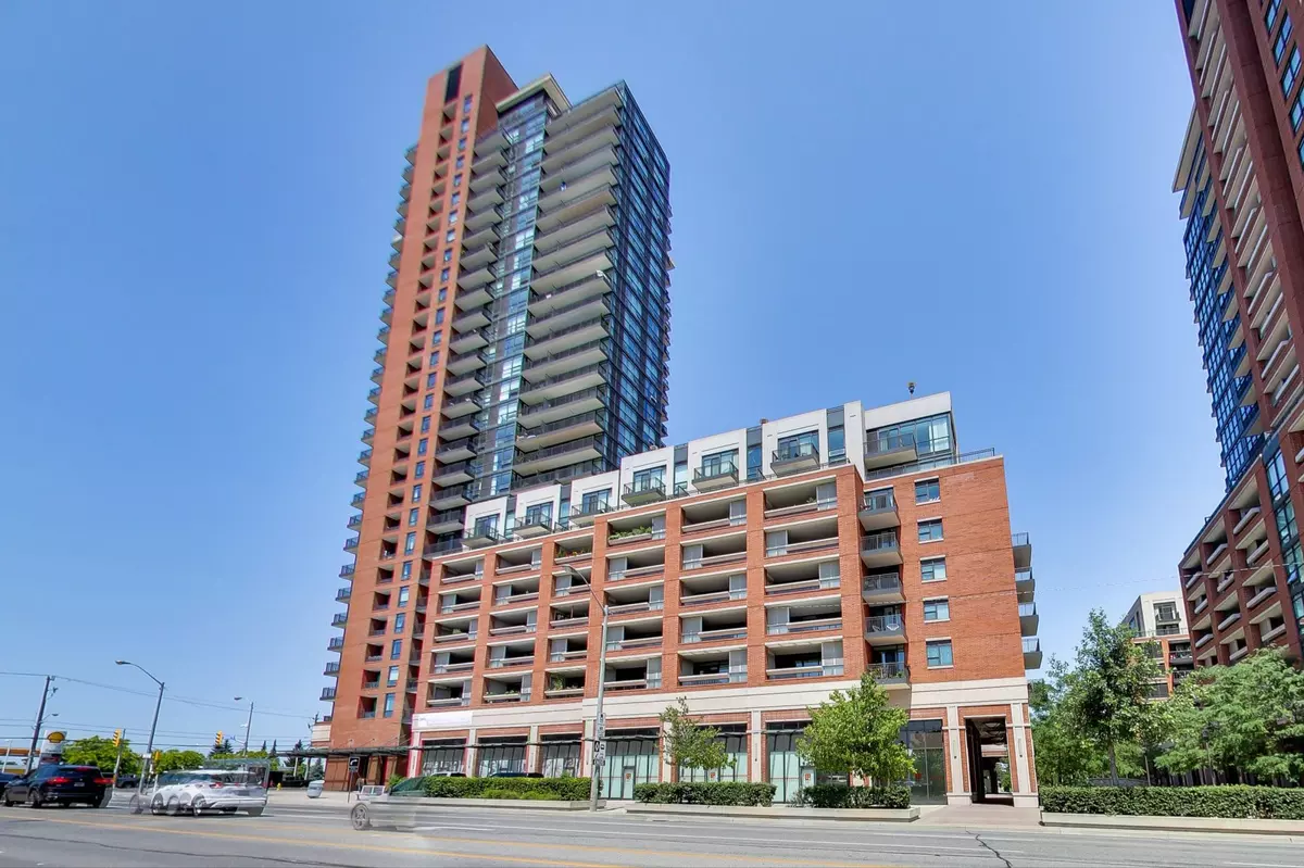 Toronto W04, ON M6A 0A2,830 Lawrence AVE W #641