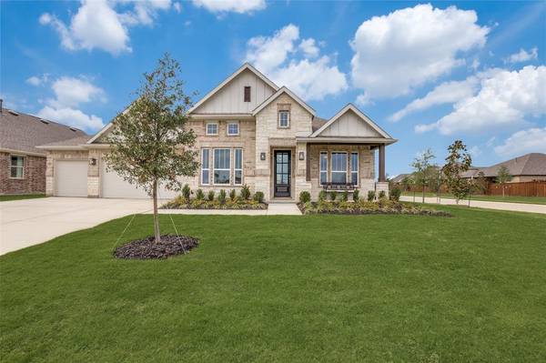 733 Lemmon Lane, Forney, TX 75126