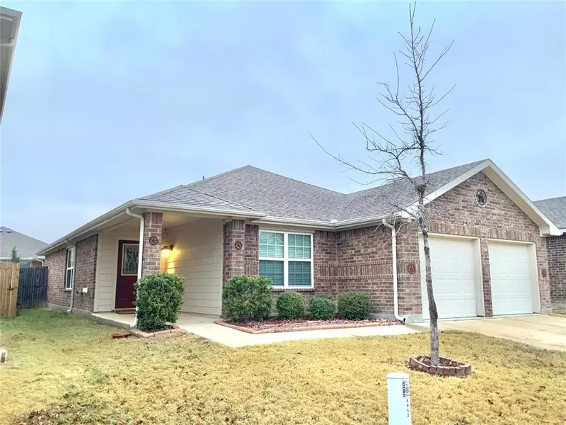 4952 Caraway Drive, Fort Worth, TX 76179