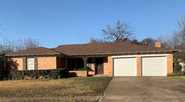 613 W Vista Drive, Garland, TX 75041