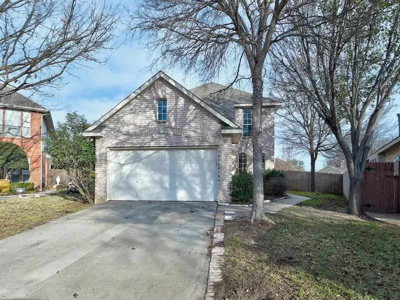 5301 Ficus Drive, Fort Worth, TX 76244