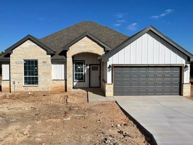 5007 Moss Rock Trail, Granbury, TX 76048