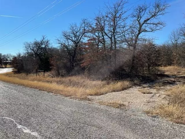 000 County Rd 3555, Paradise, TX 76073