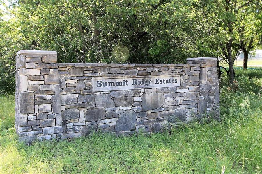 100 Summit View, Glen Rose, TX 76043